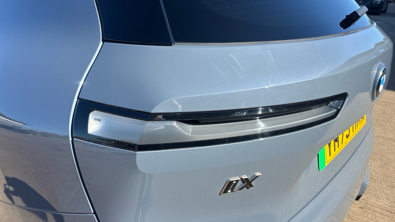 BMW iX 455kW M60 111.5kWh 5dr Auto Electric Estate